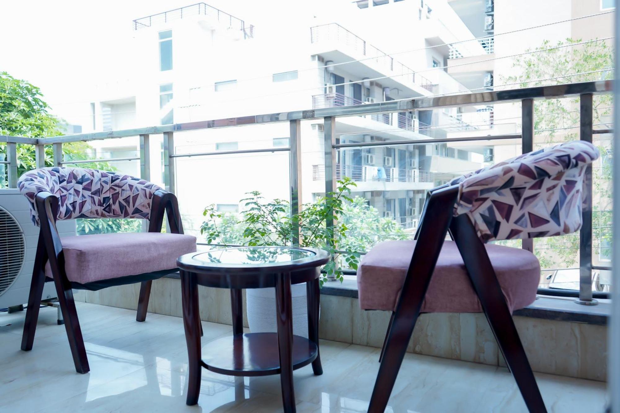 Hotel The Luxe 18 - Golf Course Road Gurgaon Exteriör bild